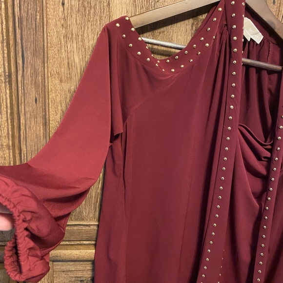 Michael Kors Dome Stud Tie-Neck Cold Shoulder Burgundy Blouse Size: XL - Picture 10 of 16